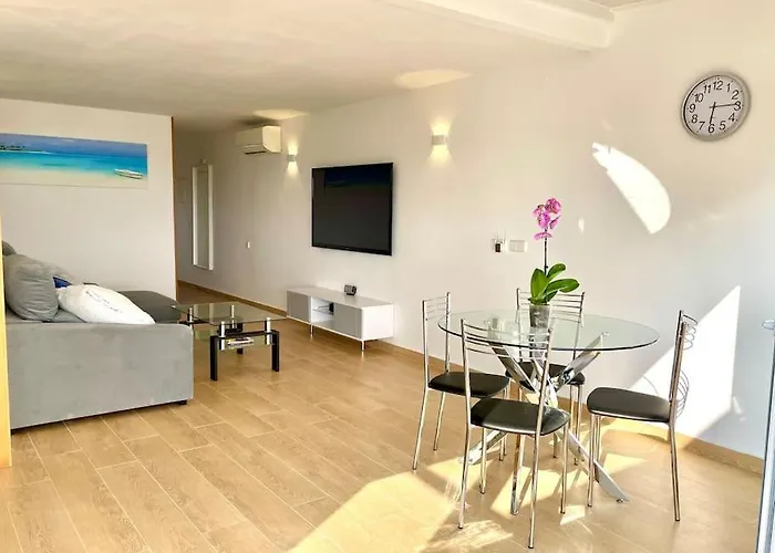 Platja De Aro Penthouse With Big Terrace 公寓