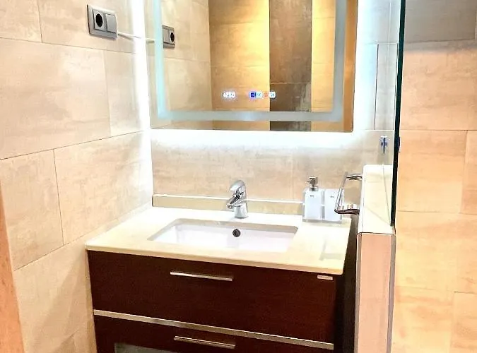 Platja De Aro Penthouse With Big Terrace * 普拉加德阿罗